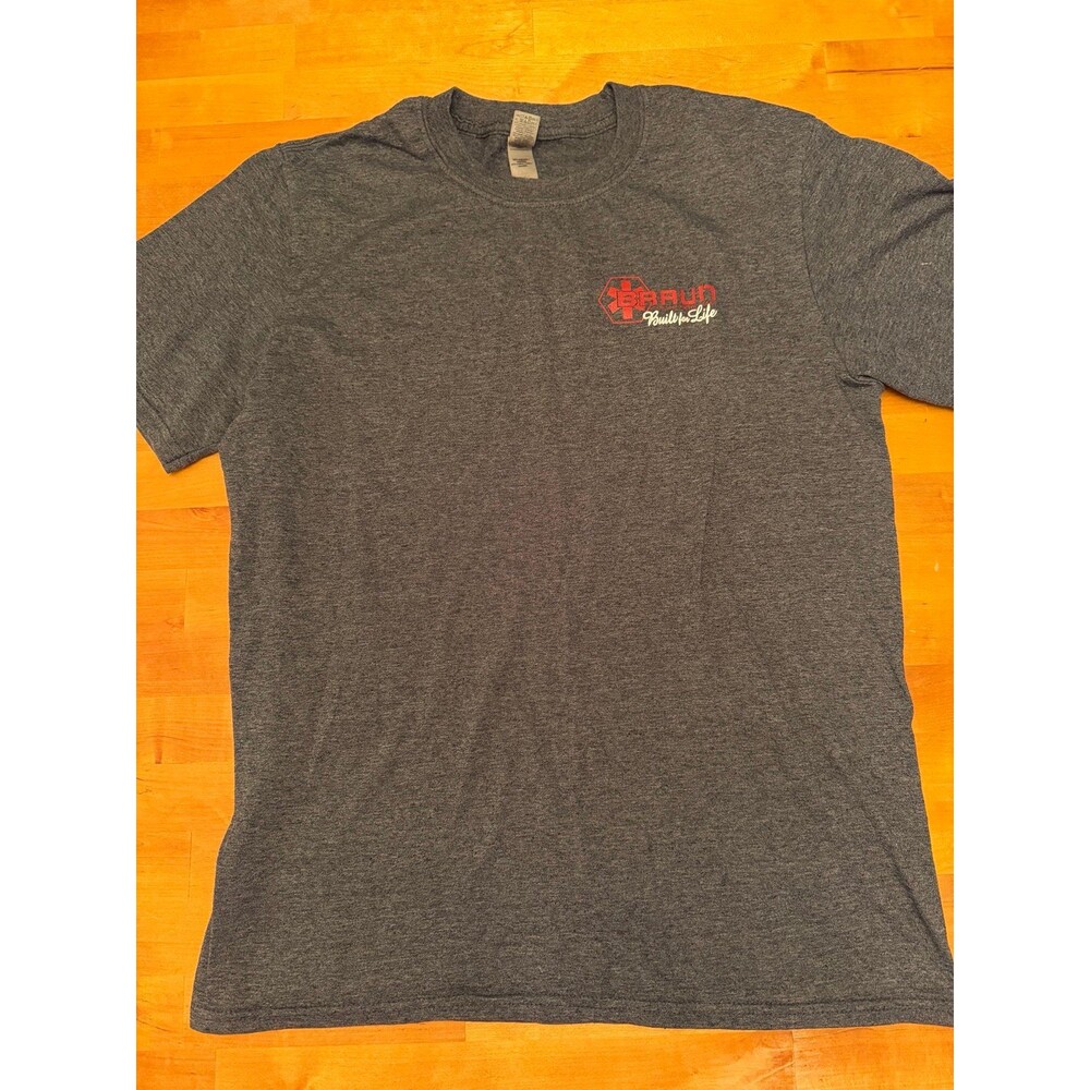 Braun Built for Life T-Shirt Size Medium